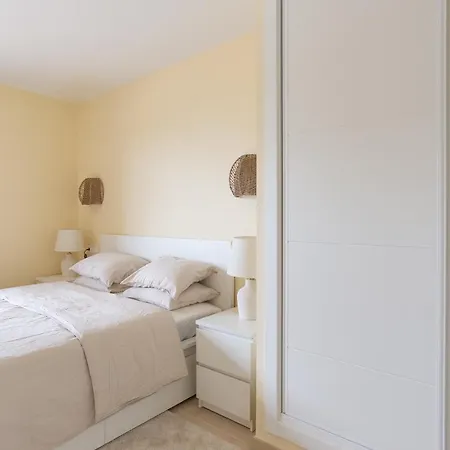 Luxury With Amazing Views Of The Mediterranean Apartment *